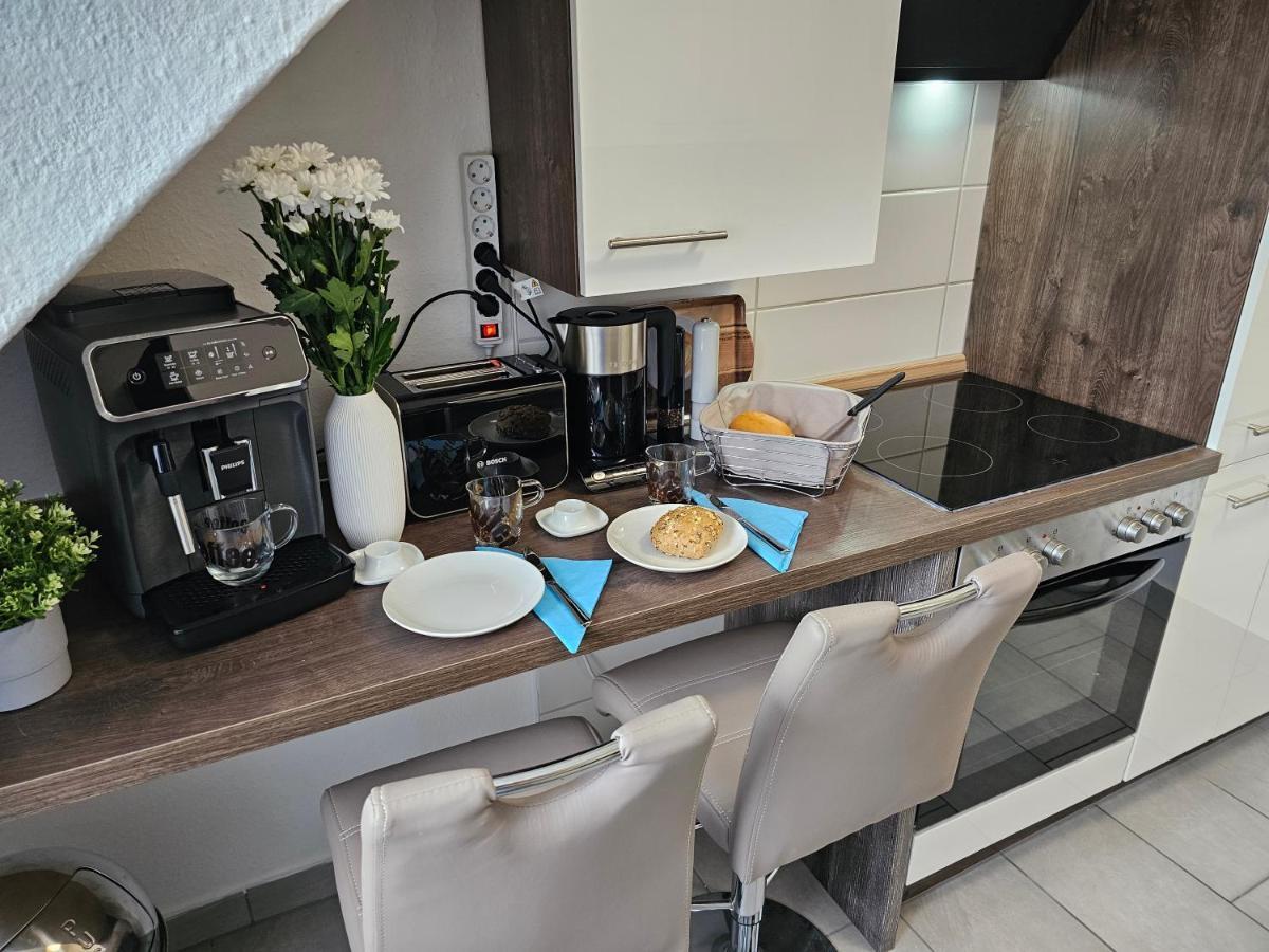 Exklusives Und Helles Dachgeschoss-Apartment No 3 Im Zentrum Von Kassel, Schnelles 1Gbit Internet, Geschirrspueler, Boxspringbetten Εξωτερικό φωτογραφία